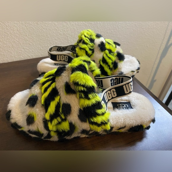 UGG Lime Green Leopard Print Fluff  Sandals slippers - Picture 2 of 4